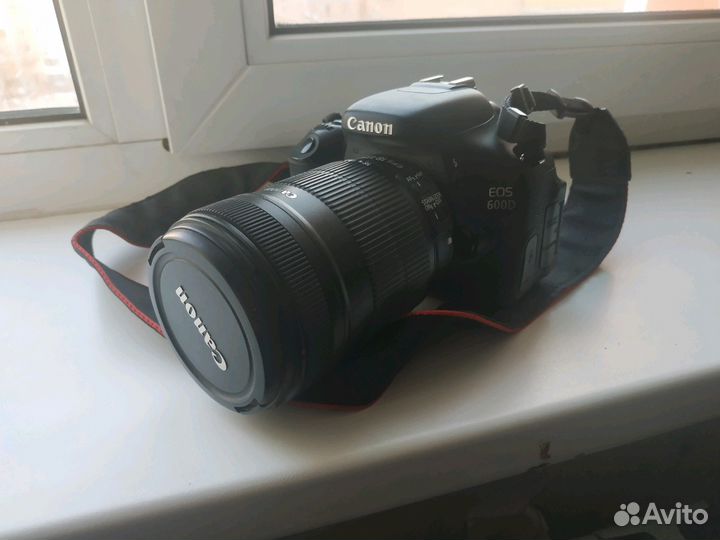Фотоаппарат Canon EOS 600D Kit 18-135