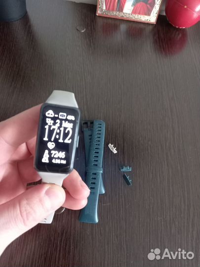 Фитнес-браслет huawei Band 6