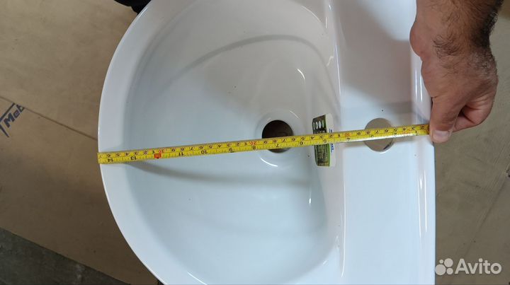 Раковина с тумбой