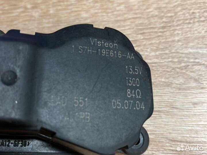 Сервопривод заслонки печки Ford 1s7h19e616aa