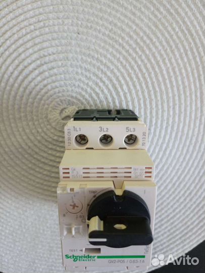 Автоматический выключатель Schneider Electric GV2