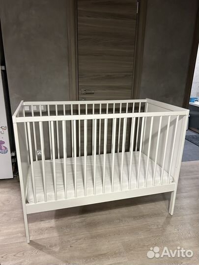 Детская кровать IKEA с матрасом