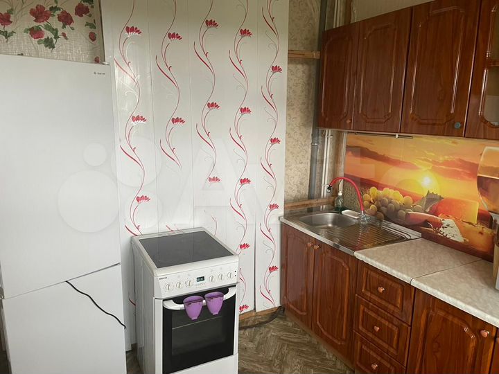 2-к. квартира, 54 м², 8/10 эт.