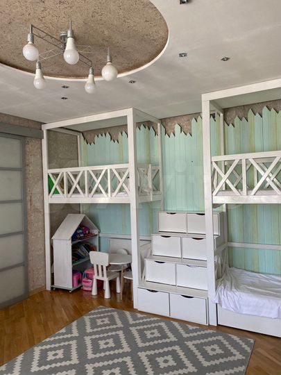 4-к. квартира, 118 м², 5/6 эт.