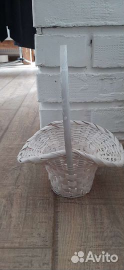 Корзина плетёная для цветов