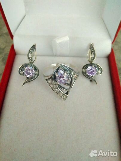 Серьги и кольцо серебро с аметистом и фианитами