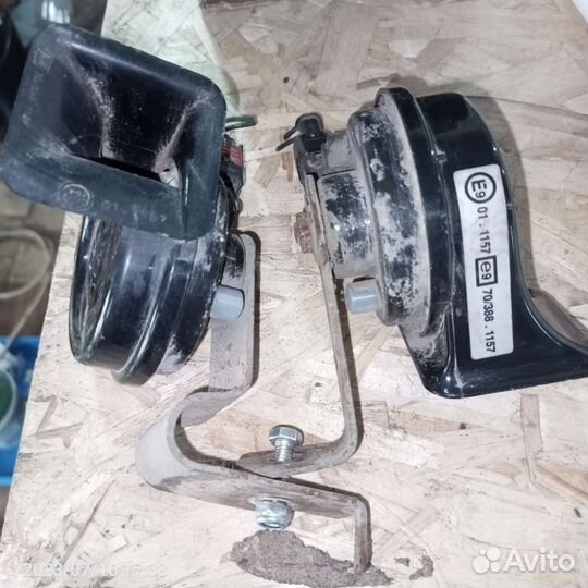 Клаксон сигнал звуковой Chrysler Voyager 3