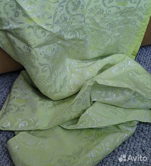 Шторы, 2 шт., салатовые с вышивкой