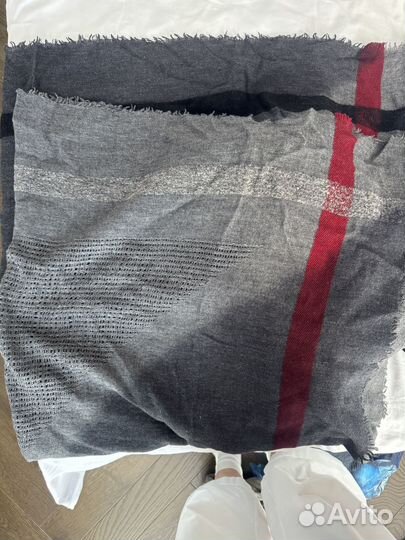 Палантин falconeri