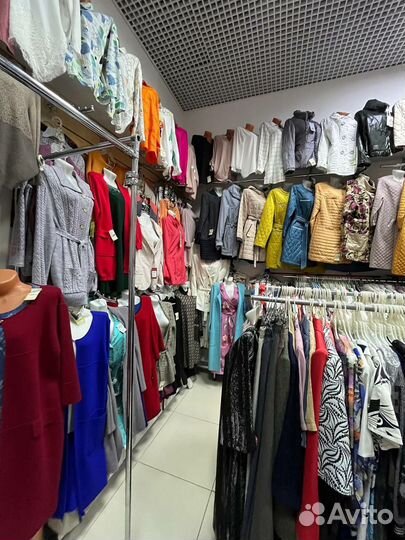 Товарный остаток женской одежды