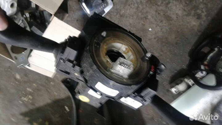 Переключ подрулевой, часовая пружина на пассат б6
