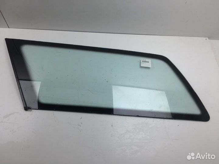 Стекло боковое левое Mazda 626 GV FE 1992