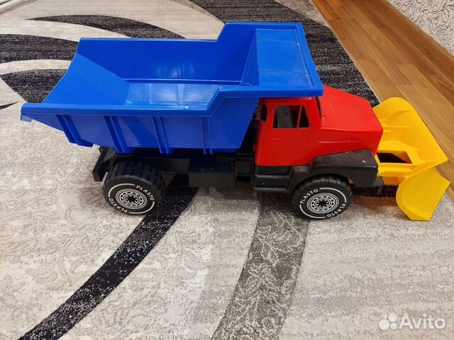 Детский грузовик большой