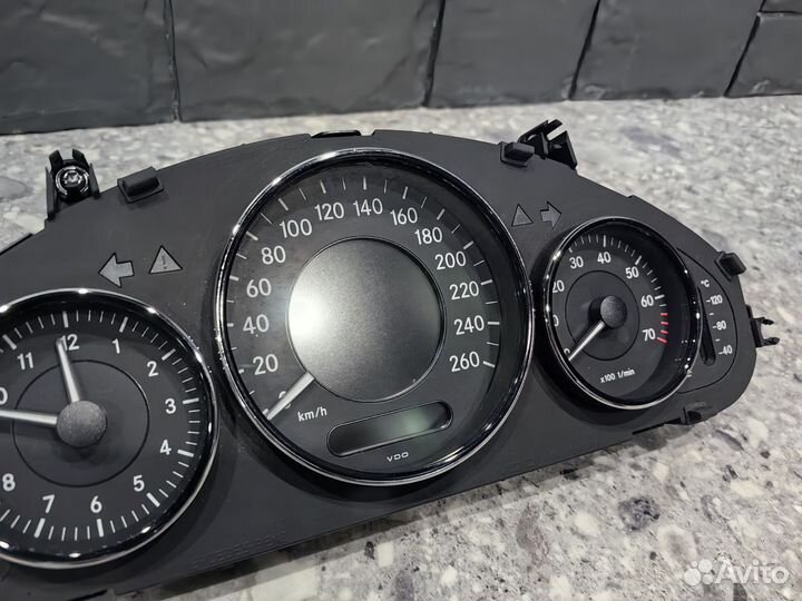 Панель приборов W219 Дорестайл