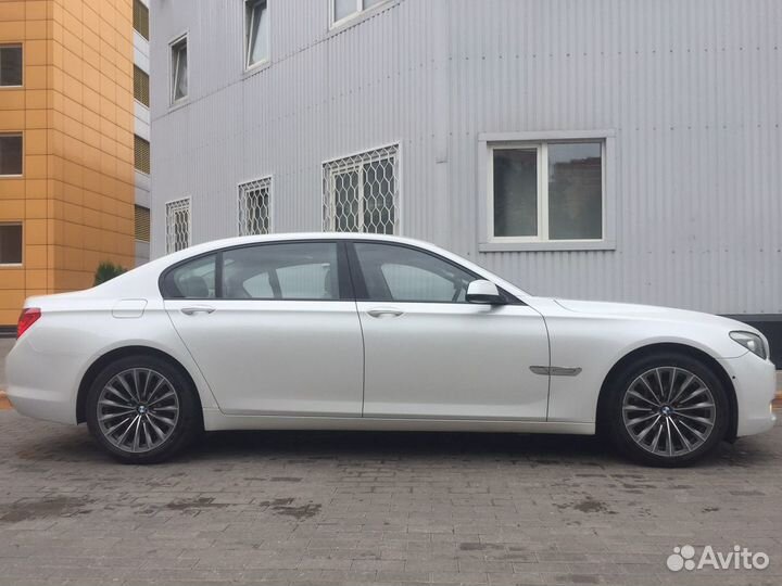BMW 7 серия, 2009