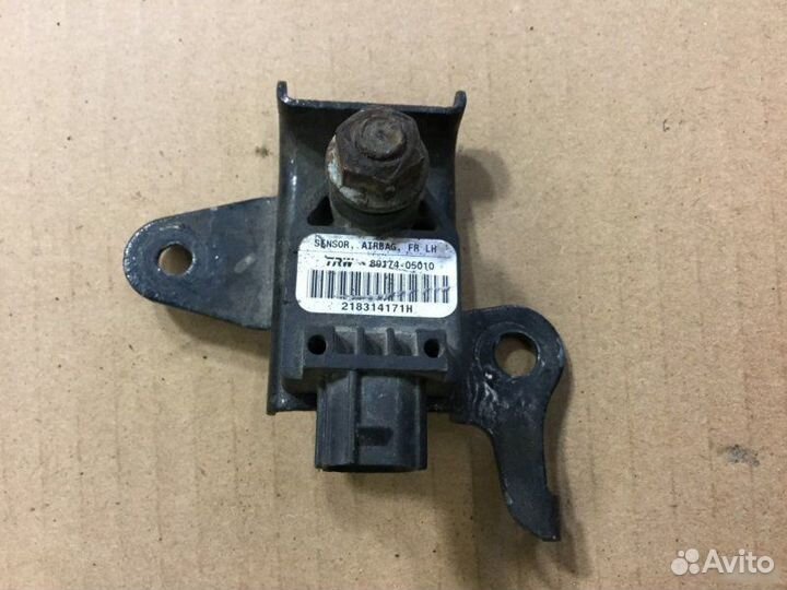 Датчик AIR BAG Toyota Avensis 2 2003-2008