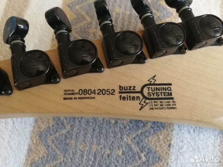 Электрогитара Washburn RR-10