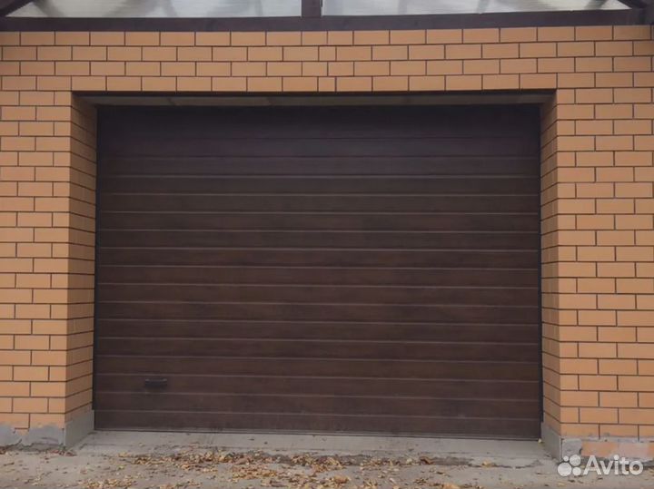 Ворота в гараж подъёмные