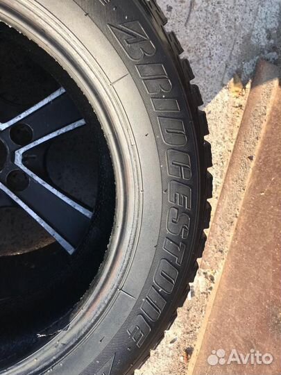 Bridgestone Ice Cruiser 7000S 185/60 R14 82T