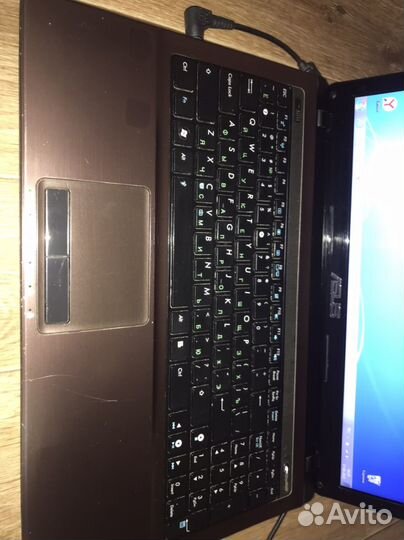Ноутбук asus