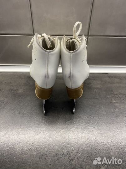 Фигурные коньки Edea 21