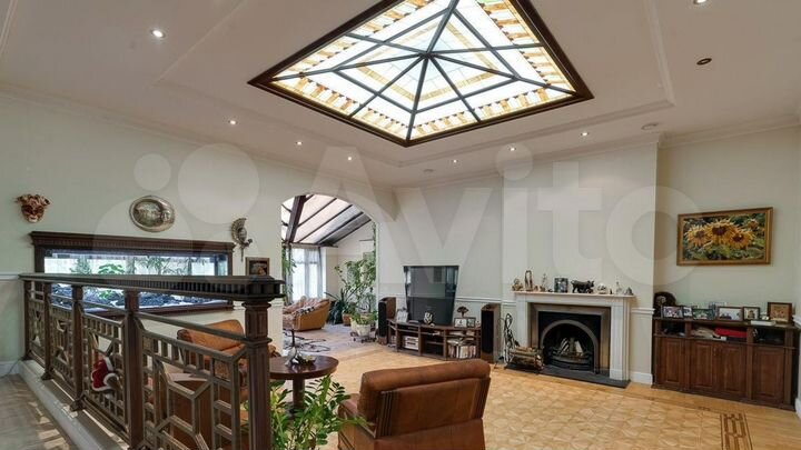 Дом 460 м² на участке 28 сот.