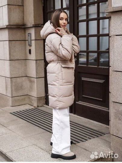 Куртка бежевого цвета