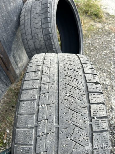 Triangle Snowlink TWT02 235/40 R19