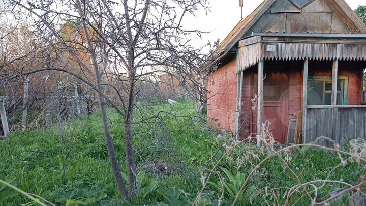 Дача 20 м² на участке 6,4 сот.