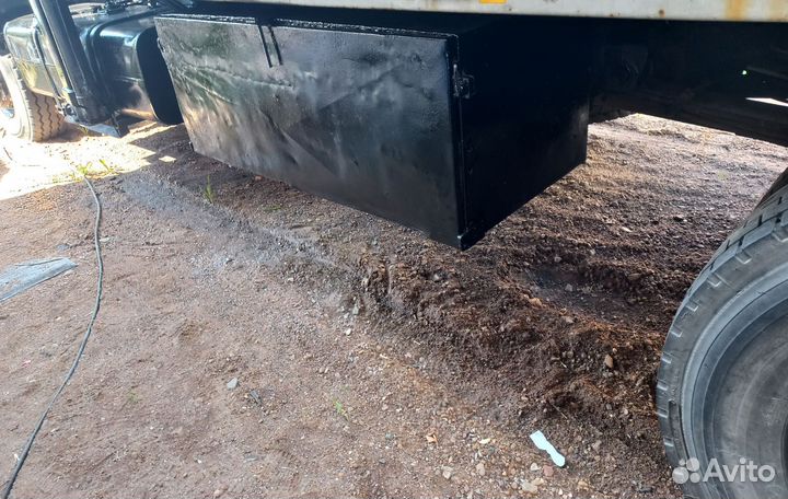 МАЗ 4371 с КМУ, 2006