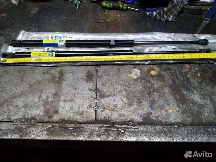 Стойки багажника