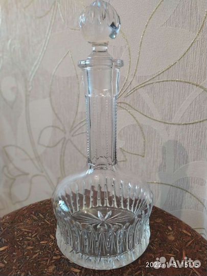 Графин хрустальный