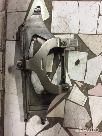 Кронштейн радиатора Volkswagen Crafter 2.0