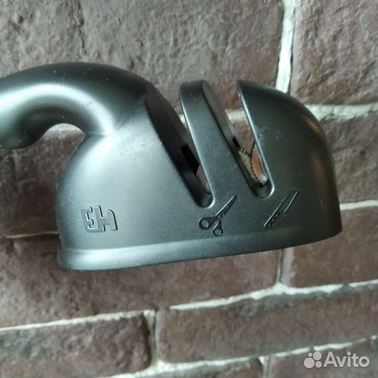 Точилка для ножей и ножниц новая