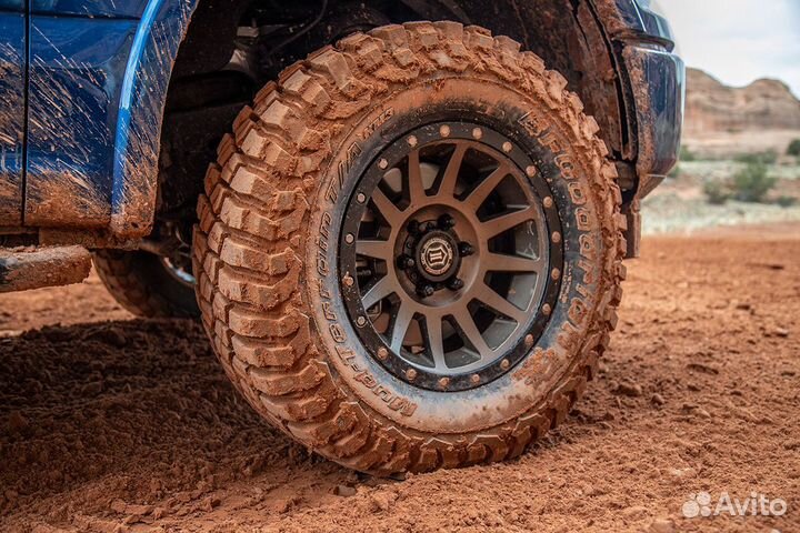 Bfgoodrich Mud-Terrain T/A KM3 265/70 R16