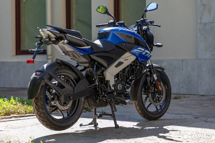 Мотоцикл bajaj pulsar ns 200 (new)