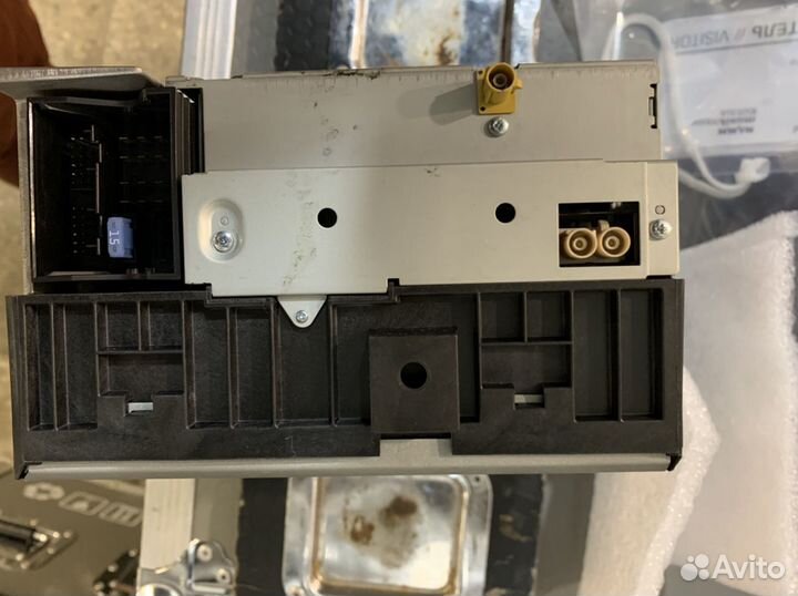 Mercedes mf2830 штатная магнитола 906/639