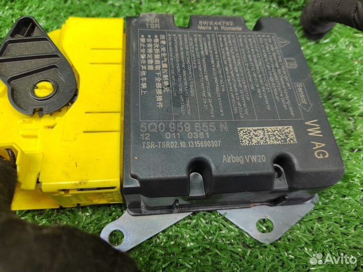 Блок управления AIR BAG Audi S3 8V A3 8V