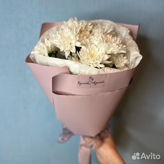 Букет белые кустовые хризантемы