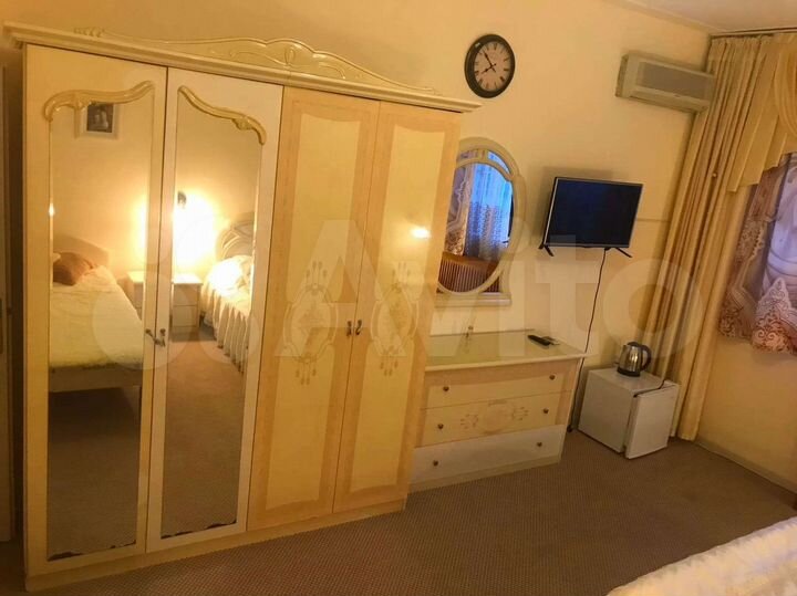 Комната 42 м², 2/3 эт.