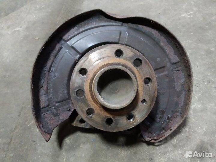 Ступица задняя правая Opel Astra H седан Z16XER