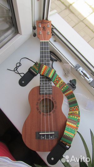 Укулеле сопрано тюнер чехол ремешок и тд