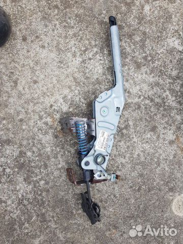 Ручник рычаг стояночного тормоза бмв Е60 Е61 Е63