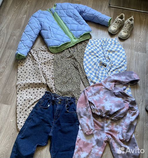 Пакетом zara,reserved,acoola