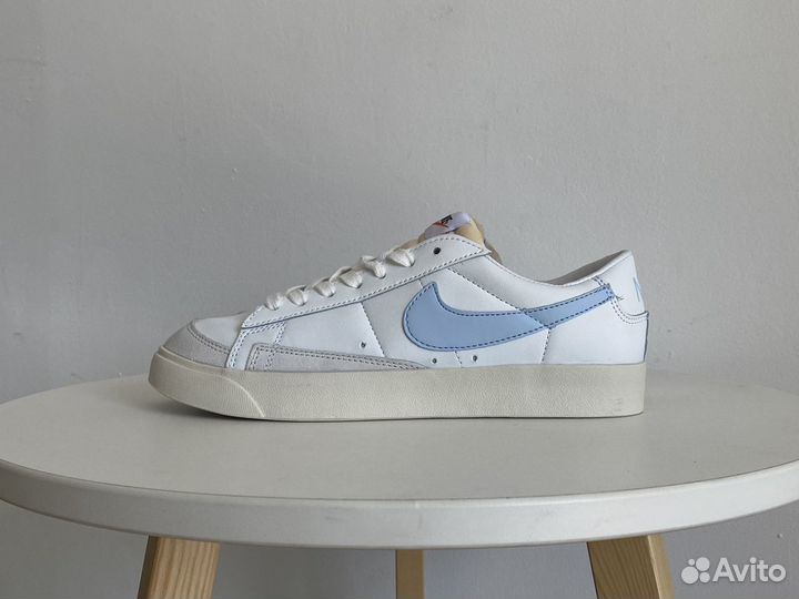 Кроссовки Nike Wmns Blazer Low '77 'White Ghost'