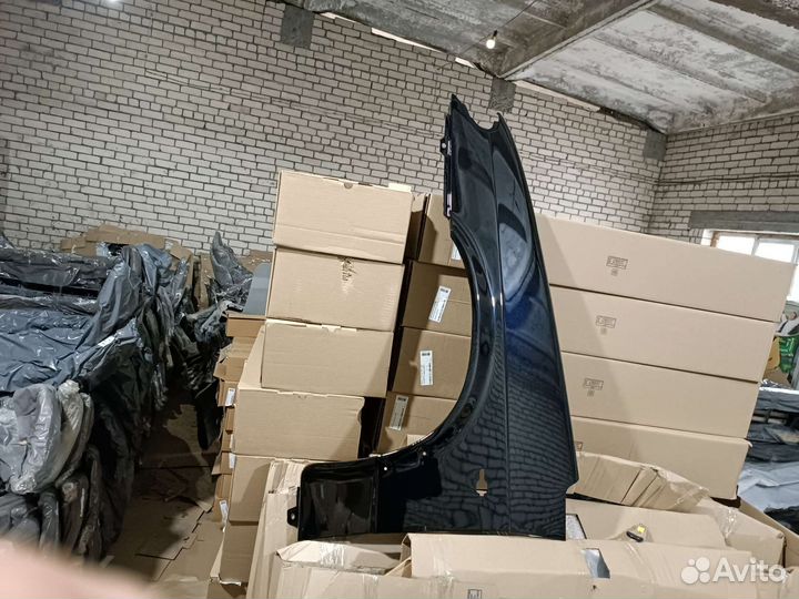 Крыло ваз 2114 - 2115 левое сине черный (космос)