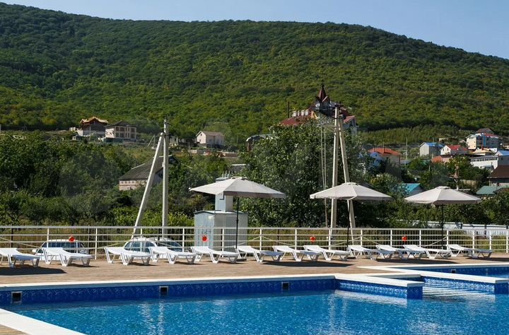 2-к. квартира, 40 м², 2/3 эт.