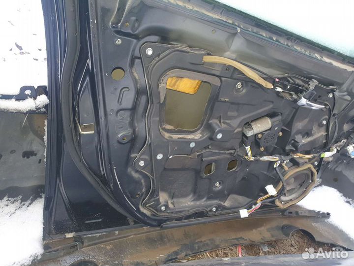 Передняя левая дверь Mazda 3 бк, 3 бк мпс, axela