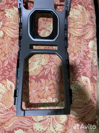 Range rover evoque консоль центральная панели