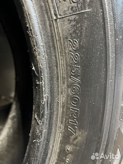 Bridgestone Blizzak Revo GZ 225/60 R17 99S